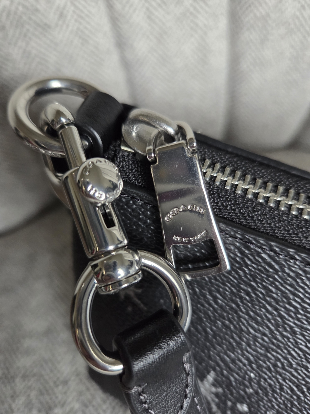 Coach Charlotte Star Print Bag CCL41 - Picture 6 of 6